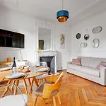 Tbs 321 - Superb Apartment With Eiffel Tower View