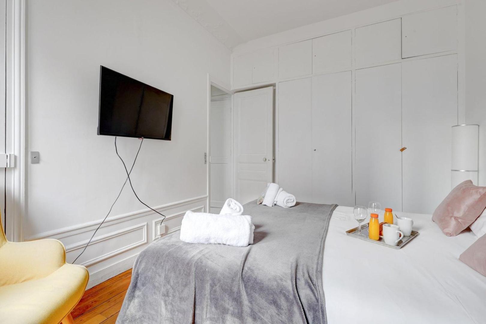 Apartment Tbs 321 - Superb With Eiffel Tower View Paris